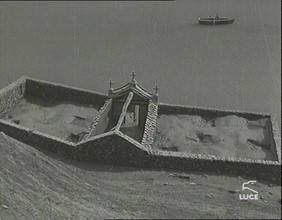 Riemersa al sole Fabbrica di Careggine - Lago di Vagli