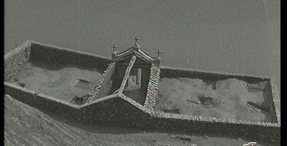 Riemersa al sole Fabbrica di Careggine - Lago di Vagli